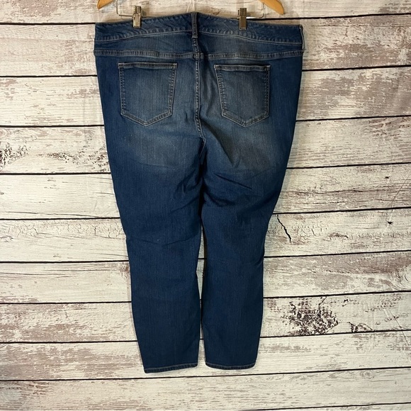 Torrid Crop Classic Skinny Jean In Premium Stretch Light Wash - Picture 8 of 12